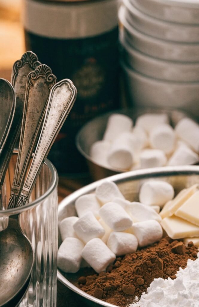 close-up-of-small-vintage-spoons