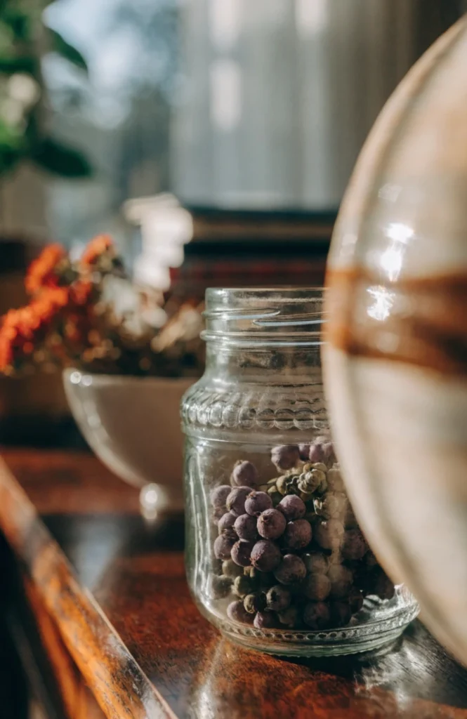 -close-up-of-a-vintage-glass-canni