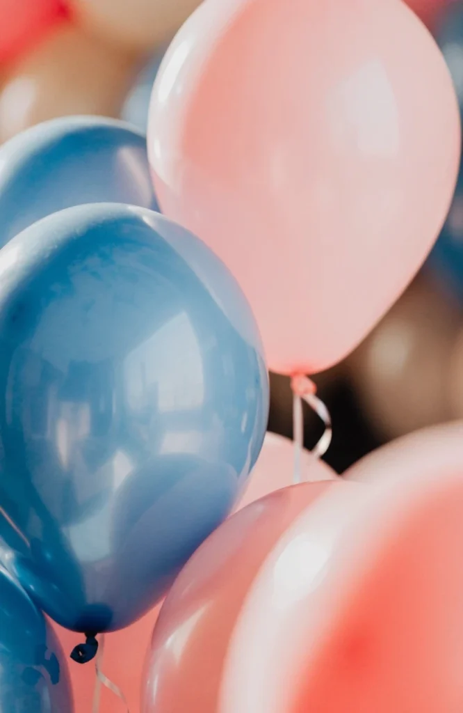 dusty-blue-and-blush-pink-balloons-arr