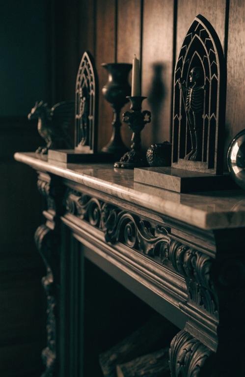 -close-up-of-matching-gothic-style-bookends