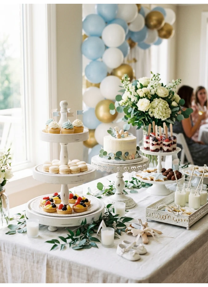 Serving trays and stands that match the theme
